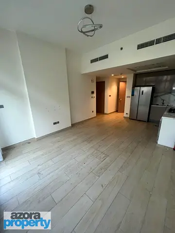 Spacious 3BR | Large Balcony | Community View | Azizi Riviera