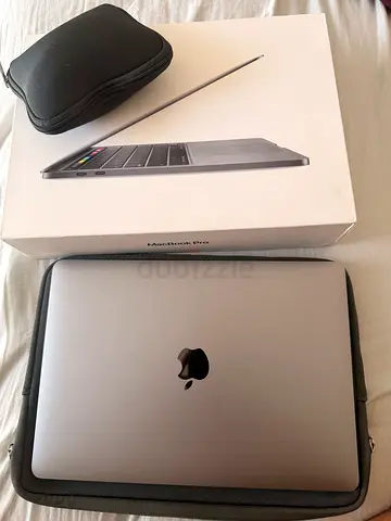 MacBook Pro 2020 13-inch Space Gray with Original Box and Sleeve