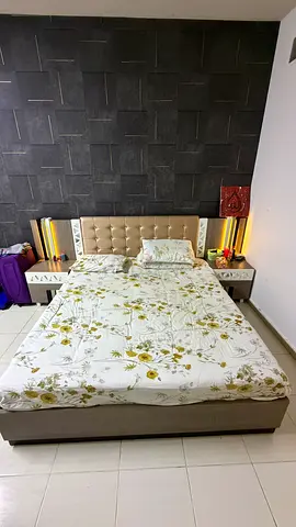 Bedroom set