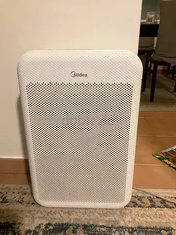 Midea White Air Purifier - Good Condition