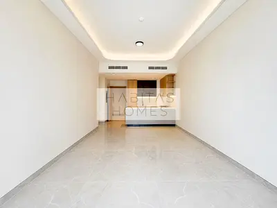 Spacious 2 Bedrooms | Vacant and Ready to Move in