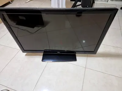 LG TV (read description)