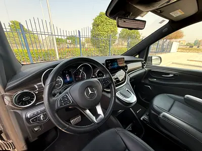2024 Mercedes-BENZ V-CLASS — миниатюра 11