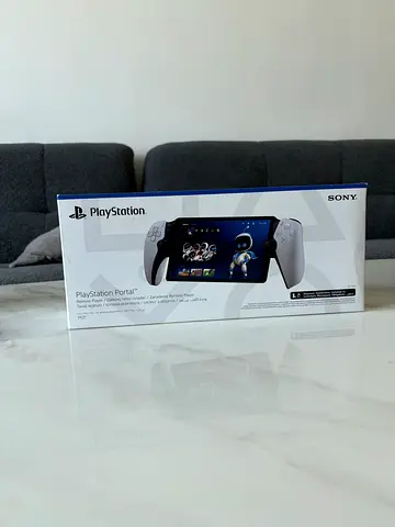 Sony PlayStation 5 (Portal) - UN-Sealed Box
