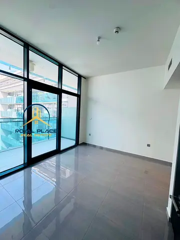 Premium | Spacious | Vacant | Unfurnished | 1BR