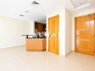 Near Metro | Vacant | Multiple Options