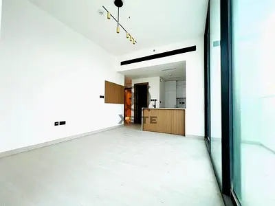 Unfurnished 1 BR |Equipped Kitchen|Pool View