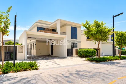 Vacant On Transfer | Green Belt | Well Maintained