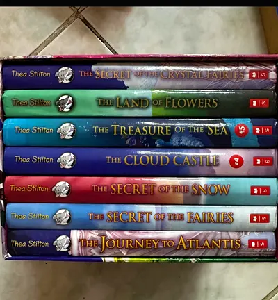 Thea Stilton paperback collection (7 books) - kids' chapter books