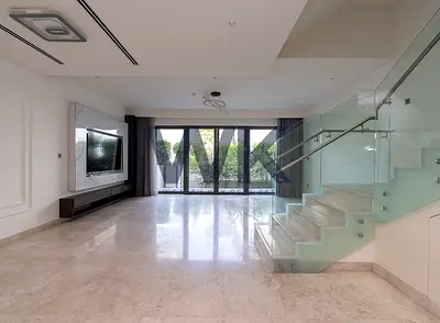 Vacant/ Upgraded 4BR / With Lift / G+2