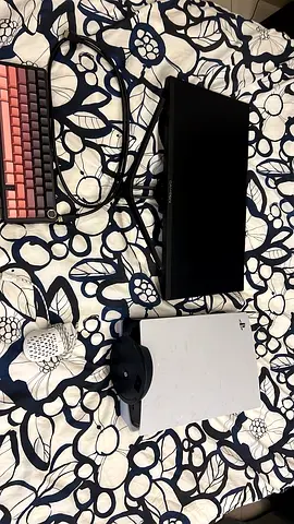 PlayStation 5 with 165hz moniter