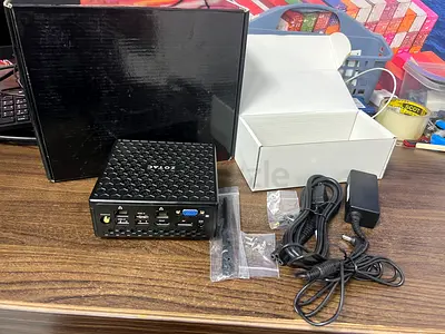Mini Pc 8GB Ram 256GB SSD Boxed packed