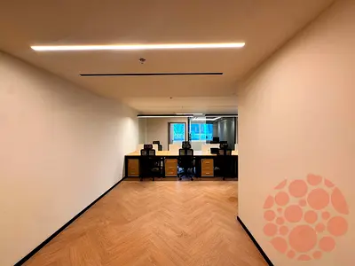 Premium Furnished Office | One Lake Plaza, JLT | 1,170 Sq. Ft. | 4 Cheques