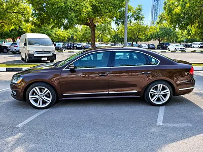 GCC V.W PASSAT 2015 TOP OF RANGE LOW MILAGE