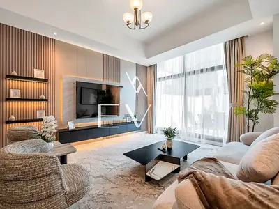 BACK TO BACK | LUXURY FURNITURE | CLOSE TO PARK