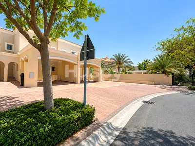 Vacant | Landscaped Garden | Single Row
