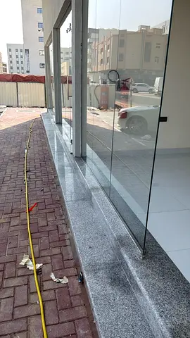 خيار مثالي للشركات الباحثة عن مساحة عصرية في موقع استراتيجي يتيح سهولة الوصول إلى المناطق السكنية المجاورة والمرافق الأساسية.