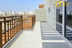 Mid Back 4BR | Verona | Family Townhouse