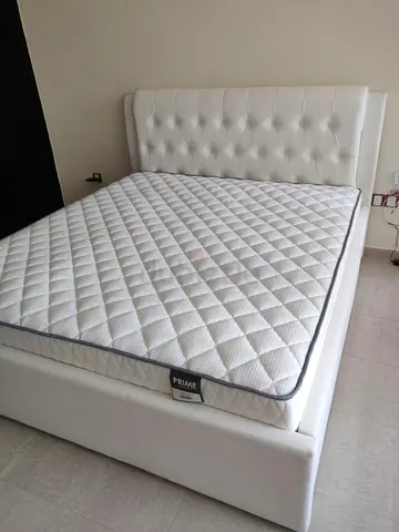 King Size Bed for Sale