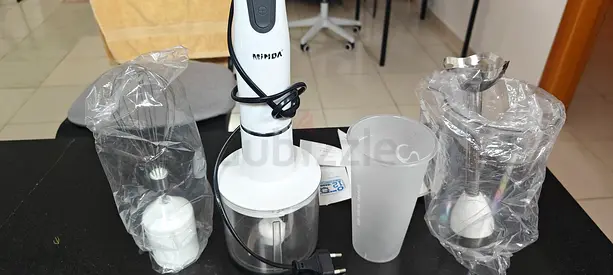 Hand Blender / Immersion Mixer with Chopper and Beaker - Gently Used (5 attachments)