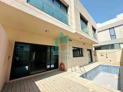 Contemporary style villa - Private swimming pool