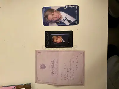 STRAYKIDS MAGIC SCHOOL INVITATION (hyunjin)