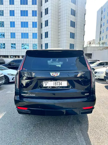 2024 Cadillac ESCALADE photo 3
