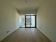 Cozy Living | Pool View | Ready To Move