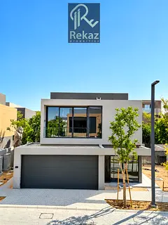 SPECIAL PRICE _ BRAND NEW _ FULL PRIVACY _+TERRACE