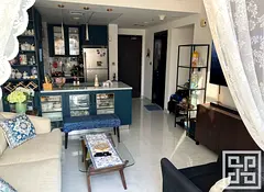 Bright 2BR Apartment | Fully Upgraded | Furnished