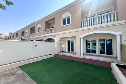 SINGLE ROW | SPACIOUS | PRIVATE GARDEN | VACANT