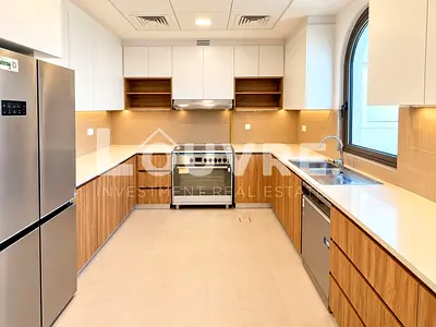 Vacant 4BR | Maid & Driver's Room | Kitchen Appliances
