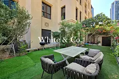 Vacant | Private Garden | Huge Layout