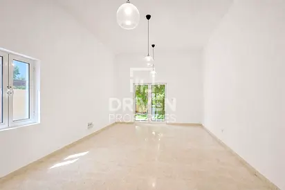 Single Row | Community View | Spacious Villa