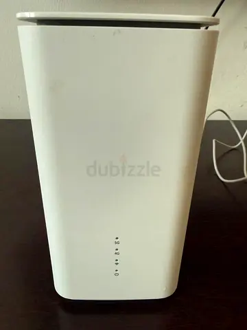 Oppo White 5G Home Router / Modem - New in a very good working condition