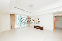 HIGH FLOOR | MARINA SKYLINE VIEW | FAMILY BUILDING