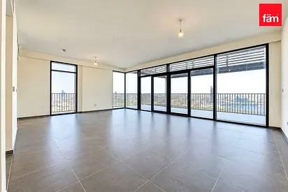 Top Floor|Vacant| Water and Burj Khalifa View