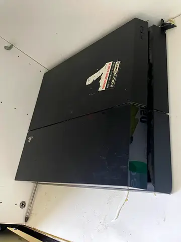 Need repair Sony PlayStation 4 fat console - some cosmetic wear