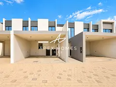 3BR + Maid’s | Single Row | Landscaped Now