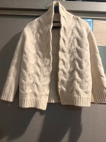 Massimo Dutti cream knit sweater, medium