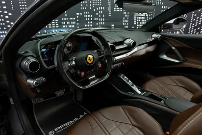 صورة 10 لـ 2020 Ferrari 812 GTS
