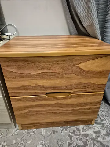 Solid wood bedside cabinet / nightstand in good condition