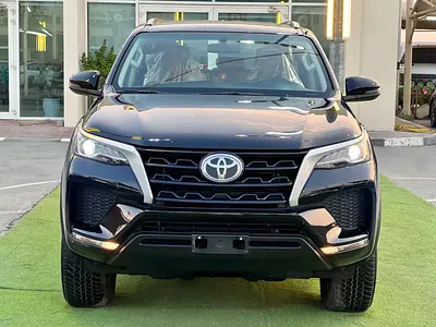 2023 Toyota FORTUNER — фото 2