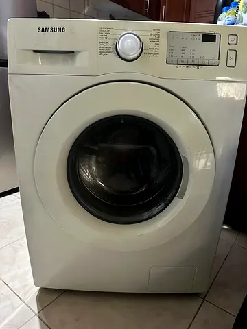 Samsung front load washing machine -selling as it doesn’t fit my new studio’s existing space