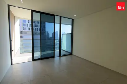 Brand New | Ready To Move | Bright Studio!