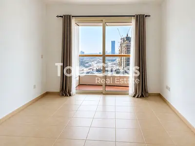 Spacious 1BR | Balcony | Kitchen Appliances