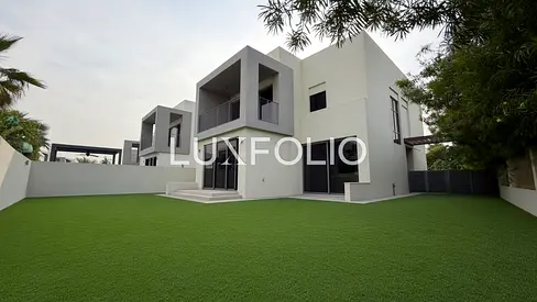Private Garden | Unfurnished | Vacant Now