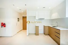 1 Bedroom Apartment | Up to 4 Cheques | Chiller Free
