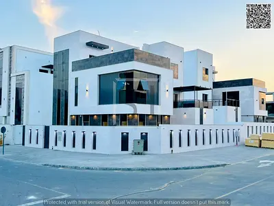 Villa for sale opposite a garden, including registration fees, electricity, water and air conditioning.