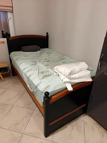 Single oakwood sturdy wooden bed 120cm * 200cm with headboard and footboard